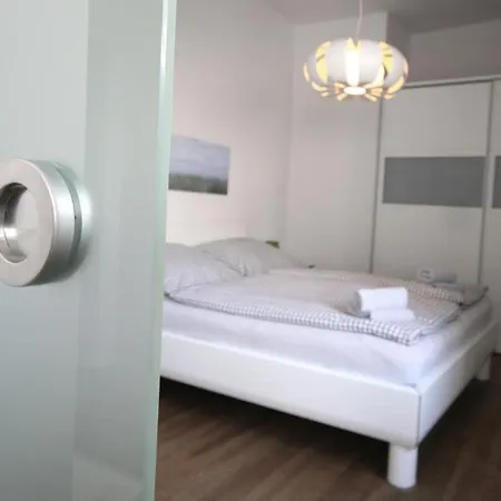 Ferienwohnung Capolino Apartment *